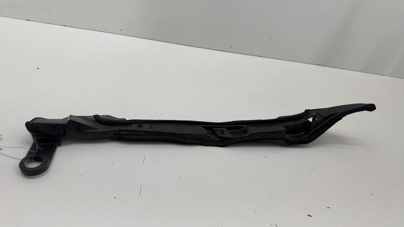 53828-10050 ⭕ 2018-2022 Toyota Driver Side Fender Rearward Insulator Seal Left 53828-10050