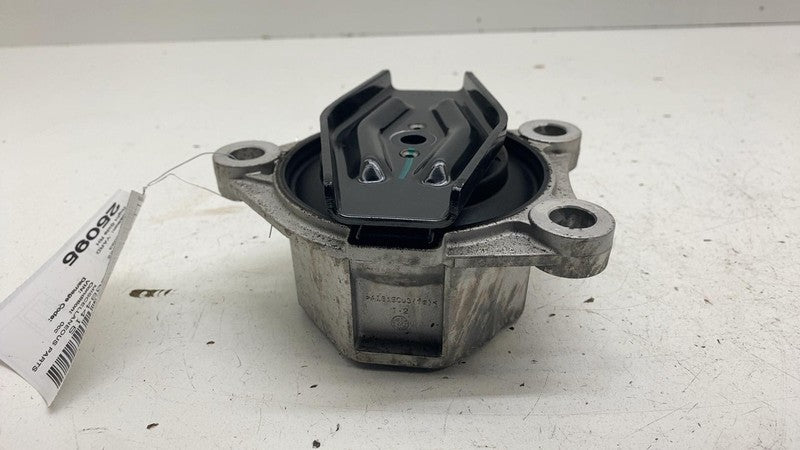 ⭕ 2021-2023 Polestar 2 Front Right Side Engine Motor Mount Bracket Insulator OEM