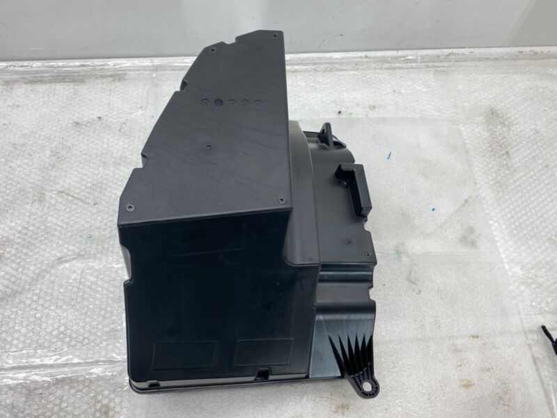1507154 00 D 2020 2021 2022 2023 Tesla Model Y MY Audio Speaker Subwoofer Bass Box Assembly