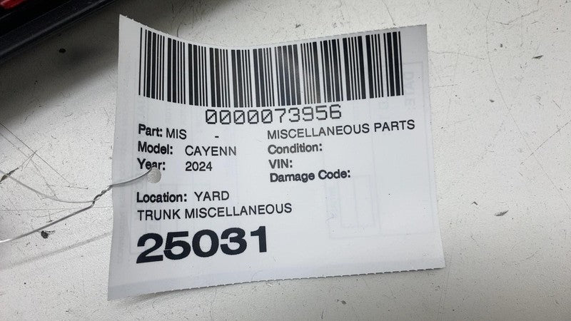 9Y3945097D ⭕ 2020-2024 Porsche Cayenne High Mounted Trunk Brake Stop Light Lamp 9Y3945097D