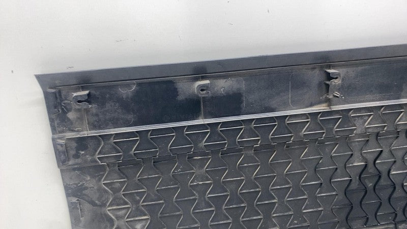 ⭕ 22-24 Rivian EDV-700 Right Body Lower Panel Molding Cladding Trim PT