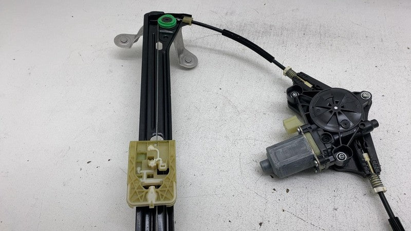 ⭕ 2015-2019 Volkswagen Golf R Front Right Window Regulator w/ Motor 5G