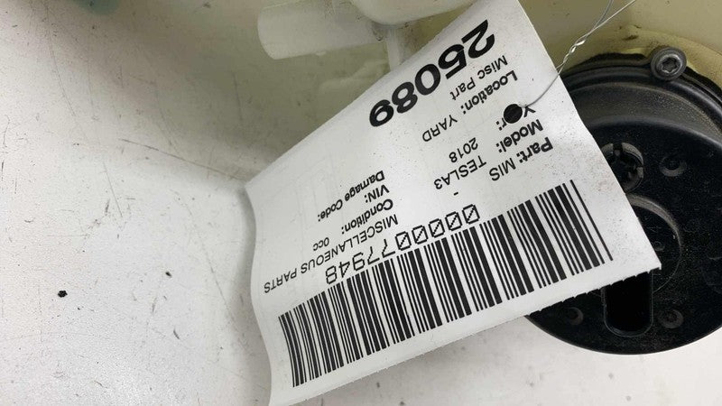 1097016-00-D ⭕ 2017-2020 Tesla Model 3 Reservoir Superbottle Tank Chiller Cooler 1097016-00-D
