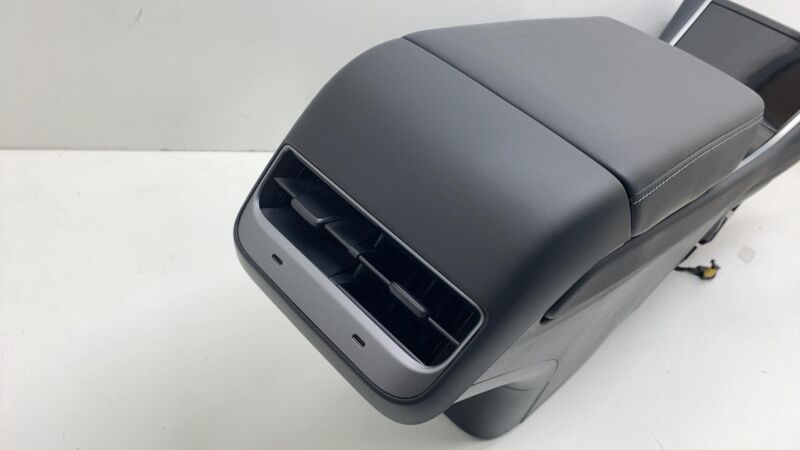 156149200A 17-20 Tesla Model 3 Front Center Console Armrest Cup Holder Carrier 1561492-00-A
