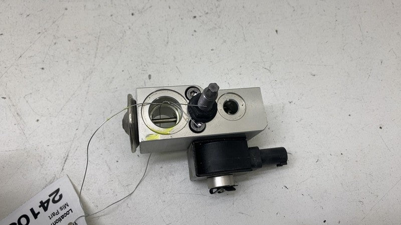 110187800A 17-23 Model 3 Air Conditioner AC HVAC Heater Core Valve Tube Sensor 1101878-00-A