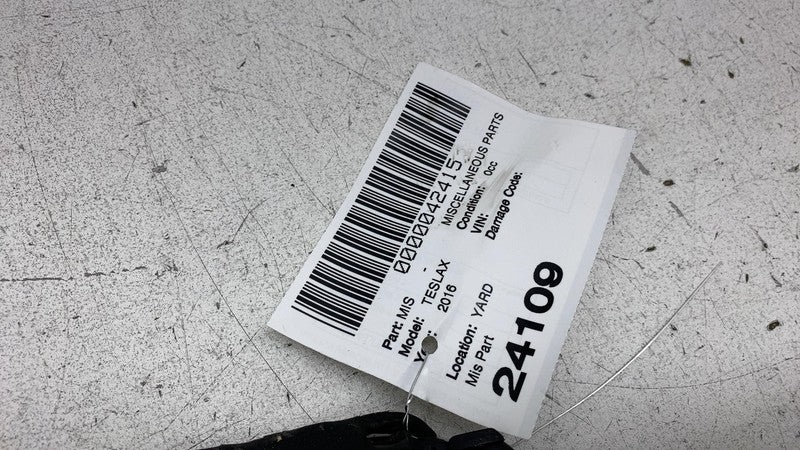 106344001D ⭕ 2016-2023 Model X Front Left / Rear Right Primary Door Lift Strut 1063440-01-D