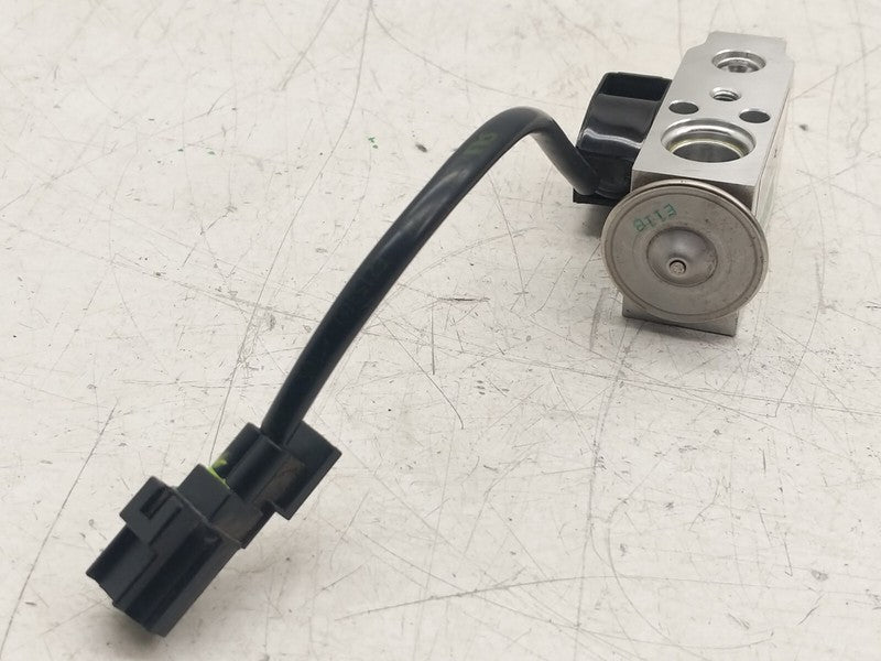 ⭕ 12-20 Tesla Model S X A/C Line TXV Evaporator Valve w/ Solenoid 6008