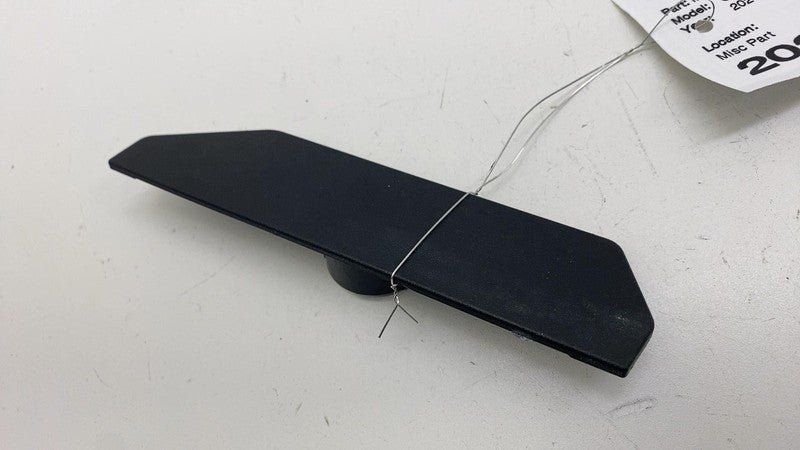 ⭕ 2024-2025 Tesla Cybertruck Left Side Closeout Exterior Trim Cover 18