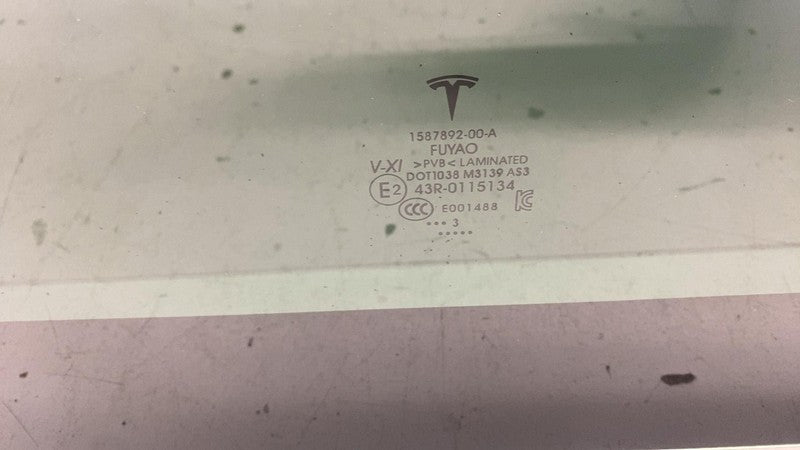 ⭕ 21-23 Model 3 Front Middle Panoramic Sun Moon Roof Window Glass 1587