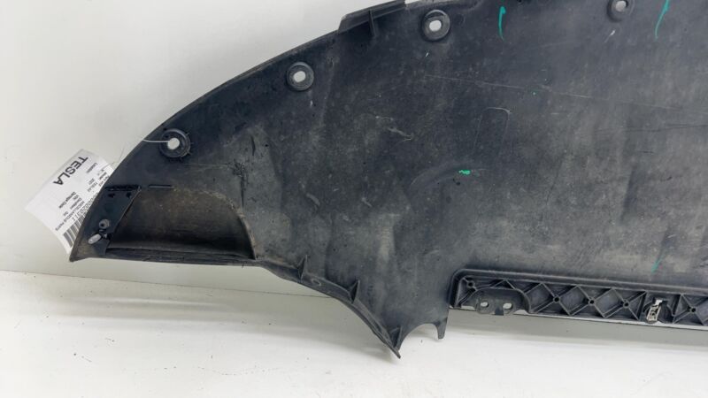 1084174 A0 C 17-23 Model 3 Front Bumper Lower Valance Under Tray Diffuser Shield 1084174-A0-C
