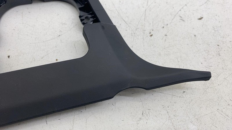 ⭕ 2022-2025 Rivian R1S Front Right Seat Upper Frame Bracket Cover PT00