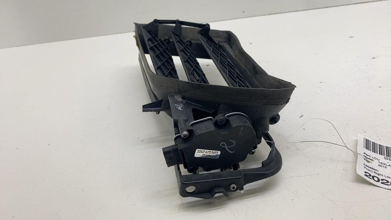 100726900E ⭕ 12-15 Model S Passenger Side Active Louvre A/C Vent Grille Right 1007269-00-E