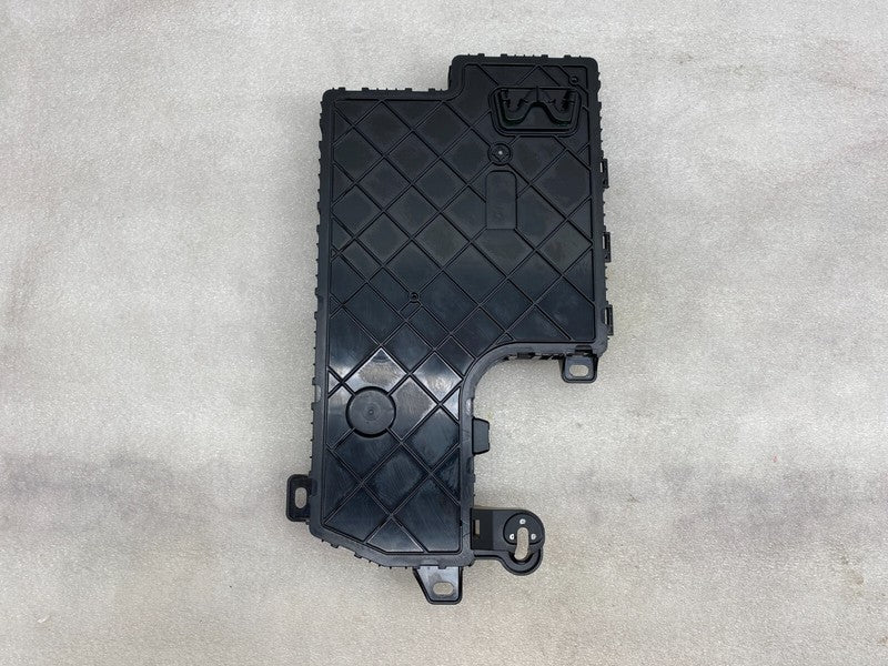 107867384E ⭕ 17-23 Tesla Model 3 M3 Front Left Low Voltage Body Control Module 1078673-84-E