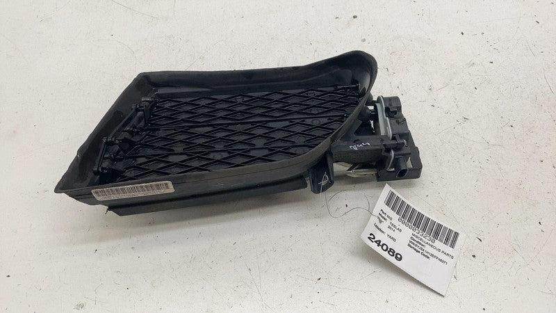 100726900E ⭕ 12-15 Model S Passenger Side Active Louvre A/C Vent Grille Right 1007269-00-E