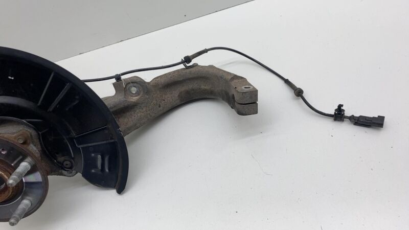 102731100F ⭕16-20 Model X Front Left Knee Knuckle w/ ABS Sensor & Rotor Shield 1027311-00-F