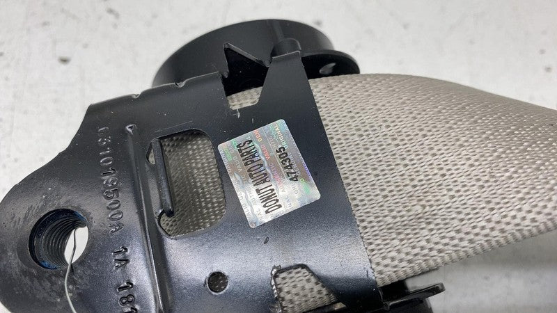 6EB001D2AC ⭕ 2017-2024 Chrysler Pacifica Rear Passenger 2nd Row Seat Belt Right 6EB001D2AC