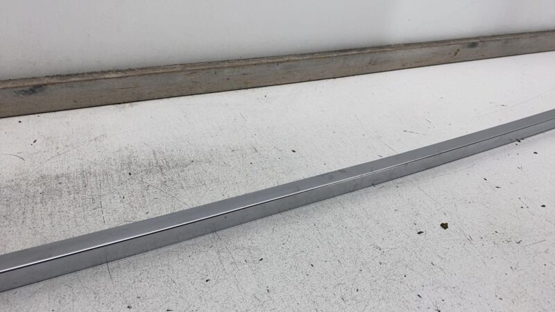 PT00012199 2022 2023 2024 Rivian R1S Front Driver Side Upper Window Molding Trim Left LH