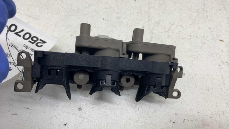 ⭕ 2024 Tesla Model Y Front Windscreen View Mirror Triple Camera w/ Bra