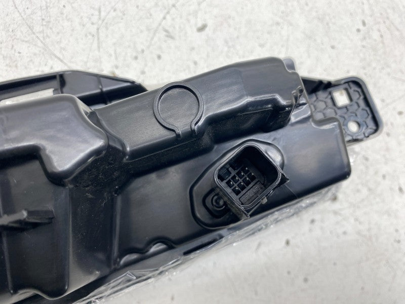 1712514 00 D ⭕ 24-26 Tesla Model 3 Rear Right Taillight Lower Bumper Taillamp RH 1712514-00-D