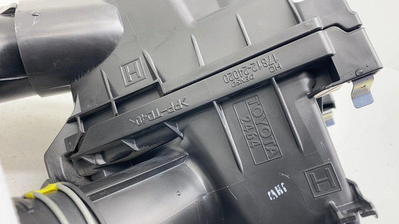 ⭕ 2023-2024 Toyota Prius 2.0L Air Intake Filter Housing Box w/ Pipe 17