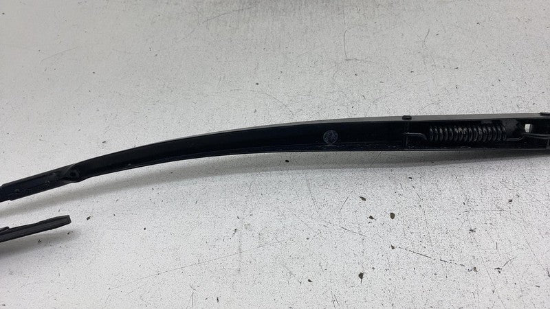 2022 2023 2024 Kia EV6 Passenger Side Windshield Wiper Arm & Blade Rig