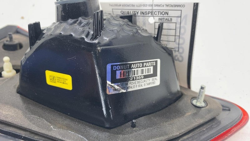 ⭕2018 2019 Subaru XV Crosstrek Rear Passenger Side Liftgate Taillight Lamp Right