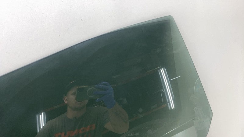 E2 43R-0115131 ⭕ 2022-2024 Rivian R1T Rear Driver Side Door Glass Window Left LH E243R-0115131