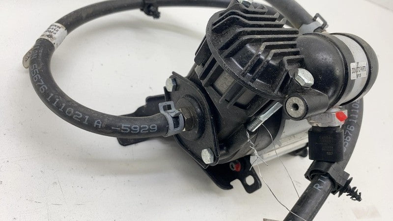 ⭕ 22-24 Rivian R1T R1S Rear Air Ride Suspension Compressor Pump PT0005