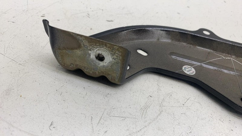 1092305-00-C ⭕ 17-24 Model 3 Front Passenger Fender Mount Support Bracket Right 1092305-00-C