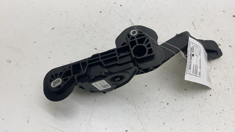 ⭕ 2012-2020 Tesla Model S X Accelerator Throttle Pedal Assembly BE5C 9