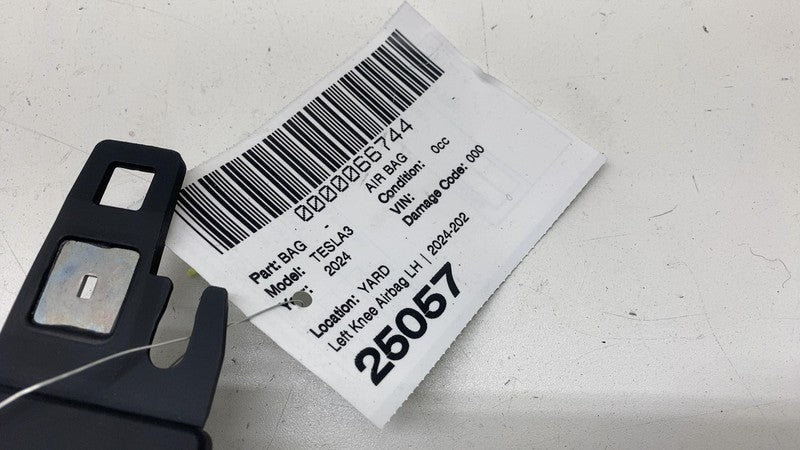 ⭕2024 2025 Tesla Model 3 Front Left Lower Knee Safety Airbag Module 10