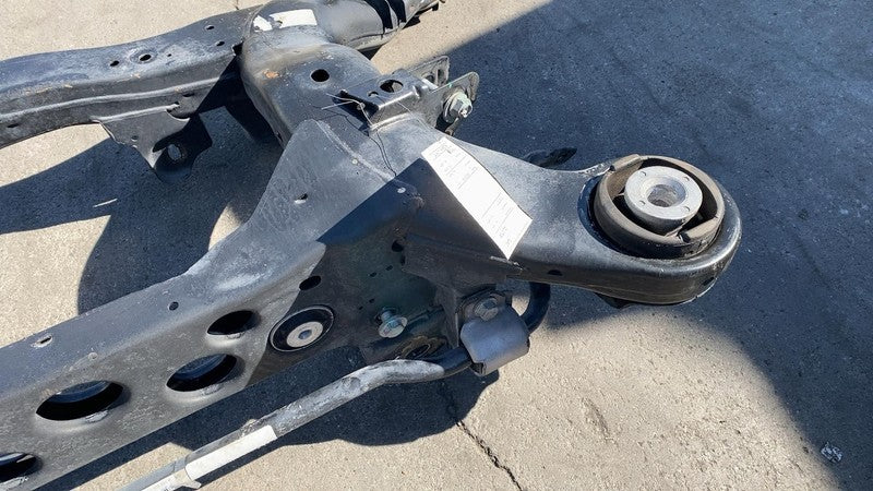 2016-2019 Mercedes-Benz GLE350 Rear Subframe Crossmember Cradle RWD Assembbly