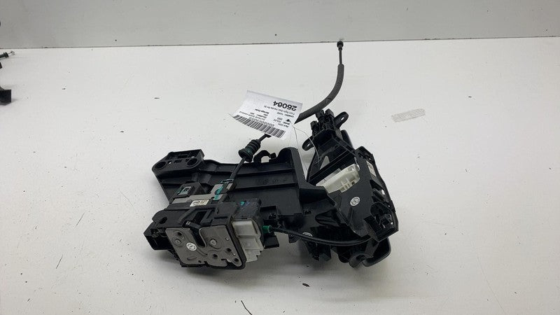 31349891 21-23 Polestar 2 Volvo S60 XC90 Front Right Door Handle & Lock Actuator 31349891