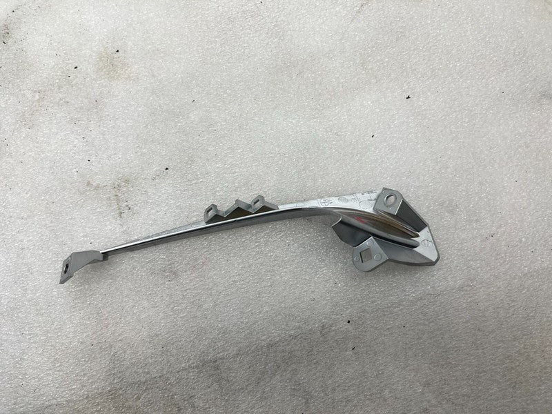 105821200B ⭕ 12-20 Model S Passenger Side Mid C-Pillar Chrome Bezel Trim Right 1058212-00-B