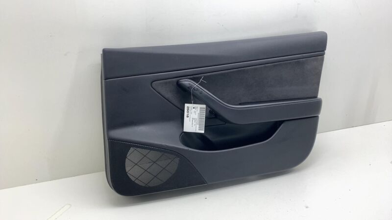 1090411-01-H ⭕ 2017-2020 Tesla Model 3 Front Right Interior Door Panel Trim Card 1090411-01-H