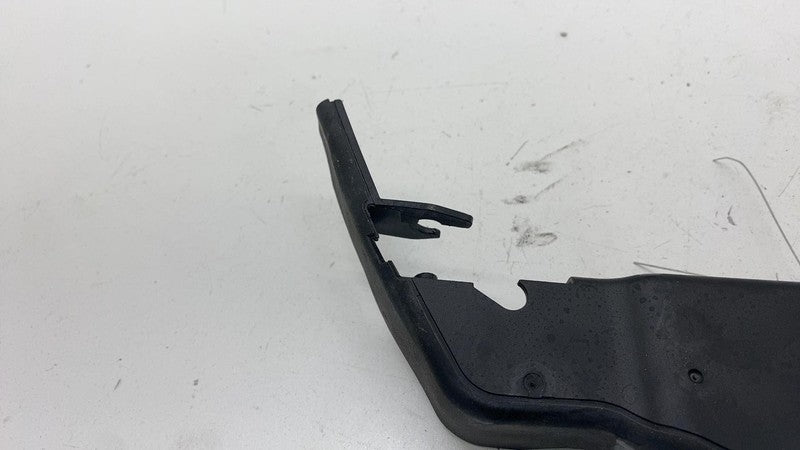 9Y0 823 188 B ⭕ 2019-2024 Porsche Cayenne Front Right Bonnet Hood Hinge Trim Cover 9Y0823188B