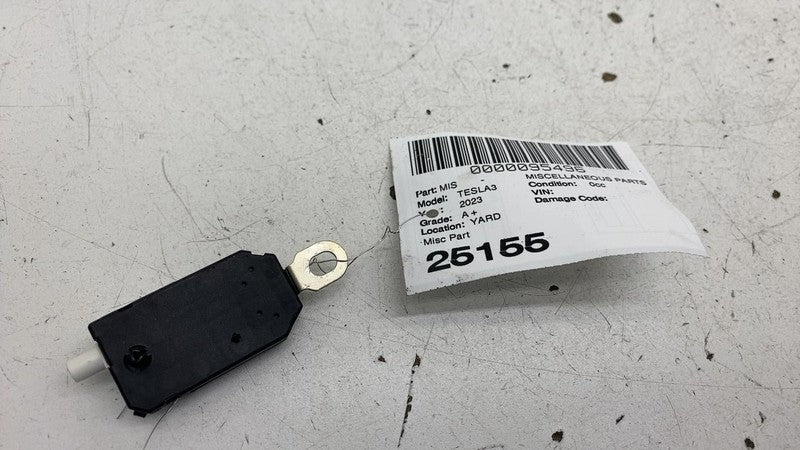 ⭕ 17-23 Tesla Model 3 Infotainment Radio FM Antenna Amplifier AMP 1079