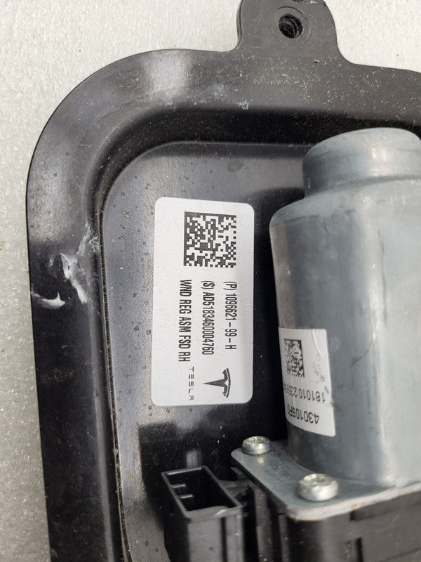 ⭕ 17-23 Model 3 Front Passenger Side Window Regulator & Motor Right 10