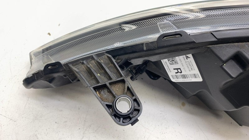 68228948AD ⭕17-20 Chrysler Pacifica Front Right Headlight Xenon HID LED Headlamp 68228948AD