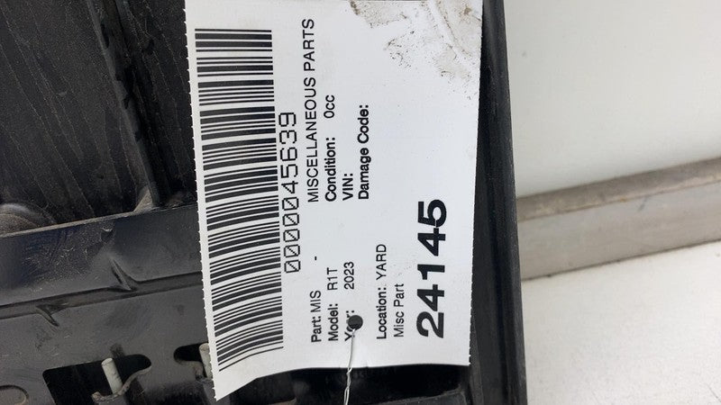 PT00002532 ⭕ 22-24 Rivian R1T Rear Tailgate Cargo Bed Sill Flap Trim Panel Cover PT00002532