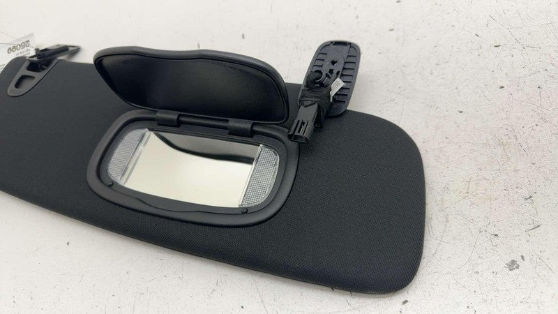 ⭕ 2017-2025 Chrysler Pacifica Front Passenger Side Windshield Sun Visor Right RH