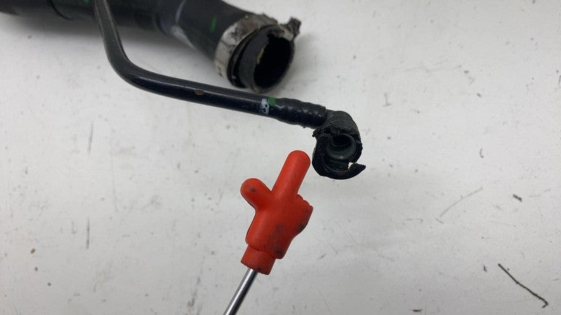 ⭕ 2025 Chevrolet Silverado 1500 Fuel Gas Tank Filler Neck Hose Tube OE