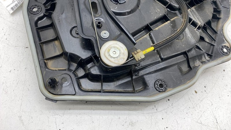 ⭕ 20-23 Tesla Model Y Rear Left Window Regulator & Motor w/ Carrier 14