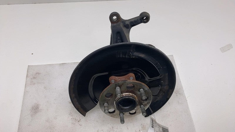 ⭕ 18-20 Toyota CHR Rear Passenger Side Spindle Knuckle w/ Hub & Shield