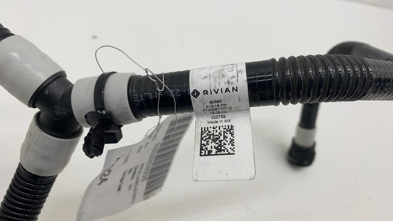 PT00061707D ⭕22-24 R1T R1S Drive Unit Motor Engine Powertrain Pump Coolant Hose PT00061707-D