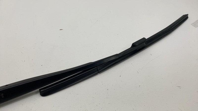 ⭕ 2022-2024 Rivian R1T R1S Front Driver Side Windshield Wiper Arm & Bl