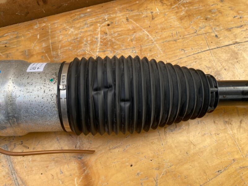 600635200C 2012-2015 Tesla Model S MS Rear Driver Side Air Suspension Spring Module Left LH