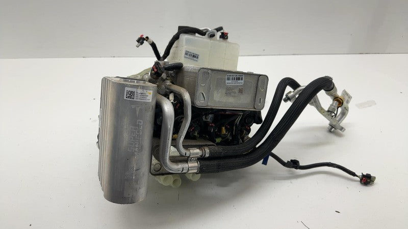 154759500E 21-24 Model 3 Supermanifold Refrigerant Chiller + Coolant Reservoir 1547595-00-E