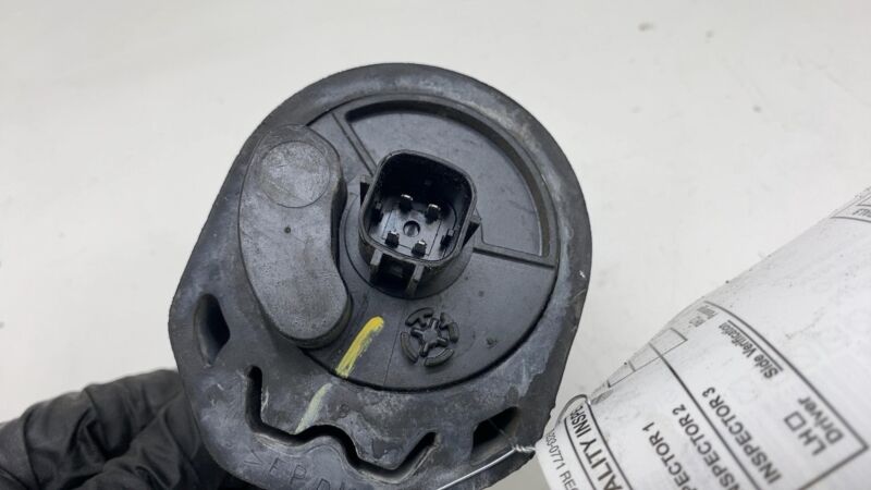 105452900G 2016-2020 Tesla Model X MX Additional Auxiliary Water Pump Assembly 1054529-00-G