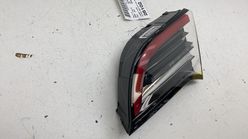 ⭕ 2017-2023 Model 3 Rear Right Inner Taillight LED Tail Lamp 4-Pin 150